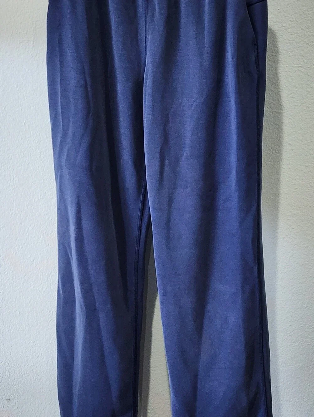 LULULEMON | Softstreme High-Rise Pant | True Navy | Size 8 Regular - Picture 6 of 10